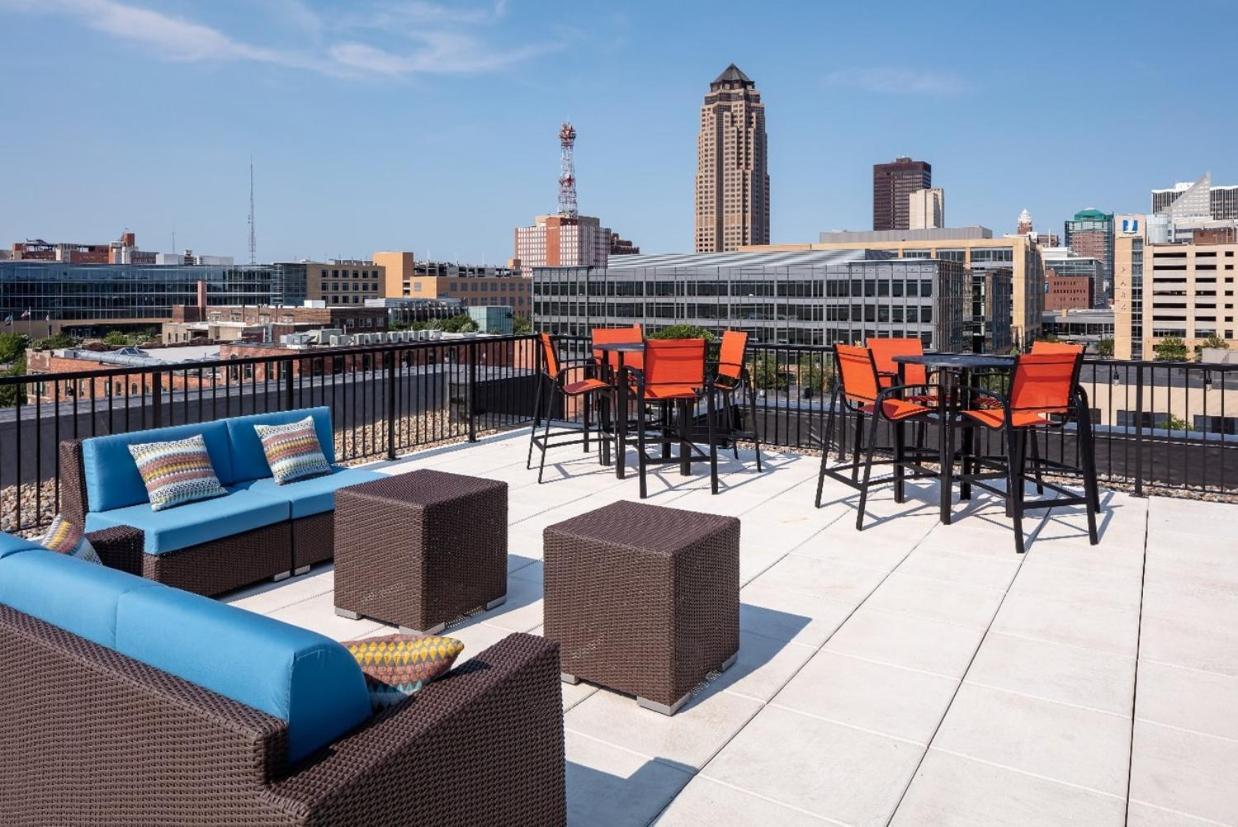 Sleepover Premier Downtown Des Moines Apartments ภายนอก รูปภาพ
