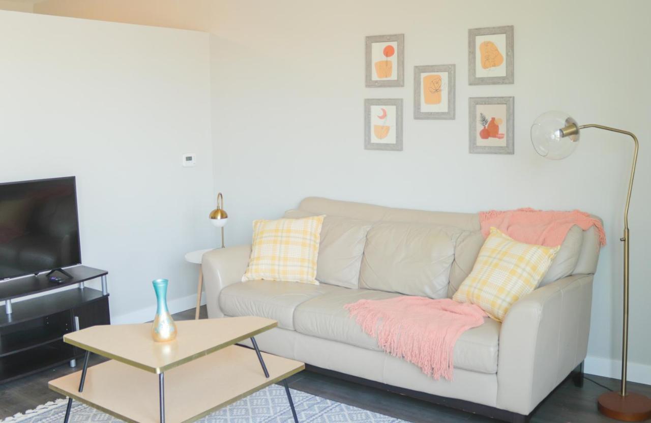 Sleepover Premier Downtown Des Moines Apartments ภายนอก รูปภาพ