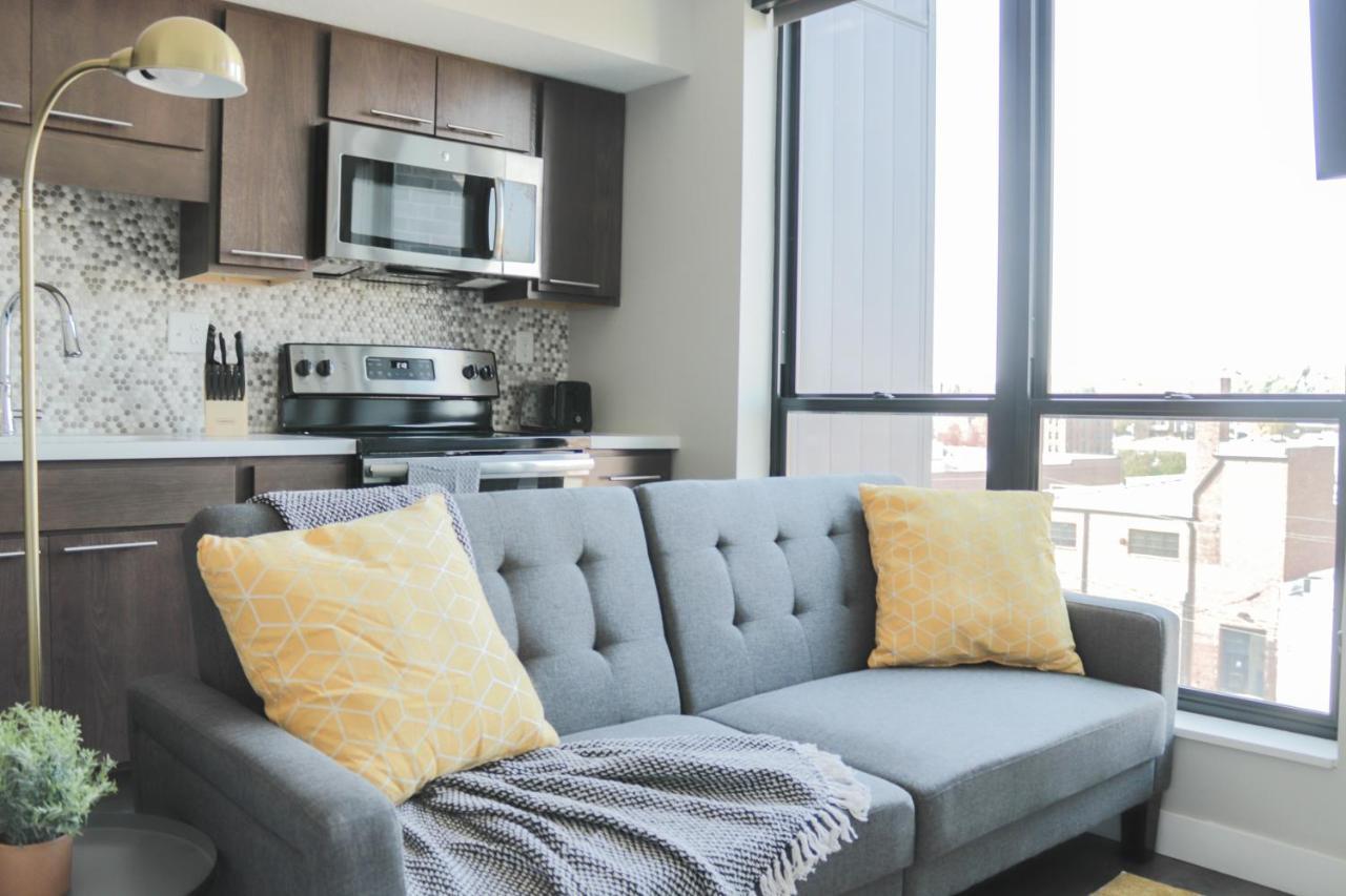 Sleepover Premier Downtown Des Moines Apartments ภายนอก รูปภาพ