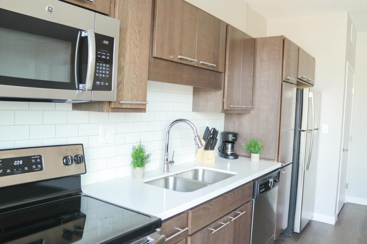 Sleepover Premier Downtown Des Moines Apartments ภายนอก รูปภาพ