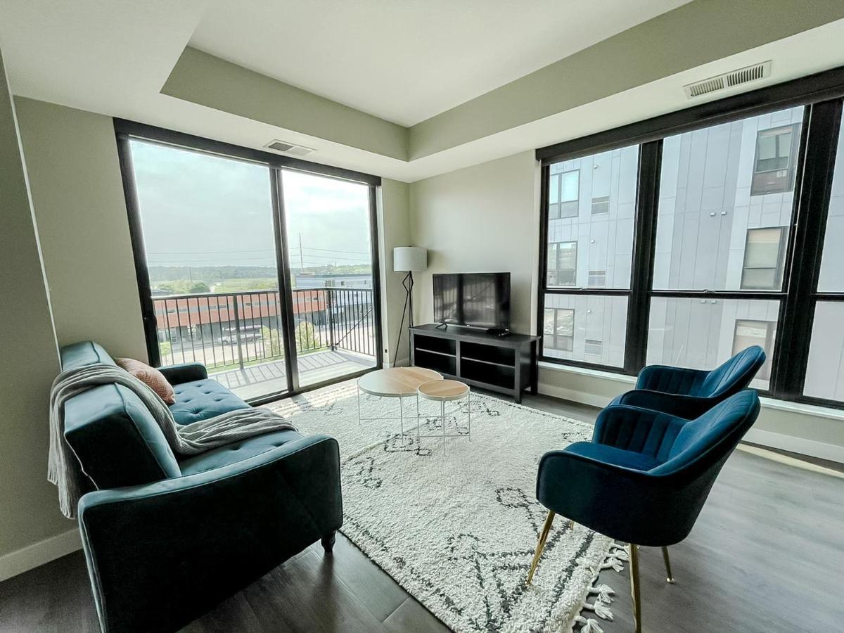 Sleepover Premier Downtown Des Moines Apartments ภายนอก รูปภาพ
