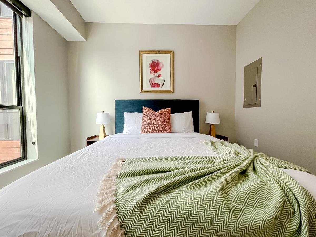 Sleepover Premier Downtown Des Moines Apartments ภายนอก รูปภาพ